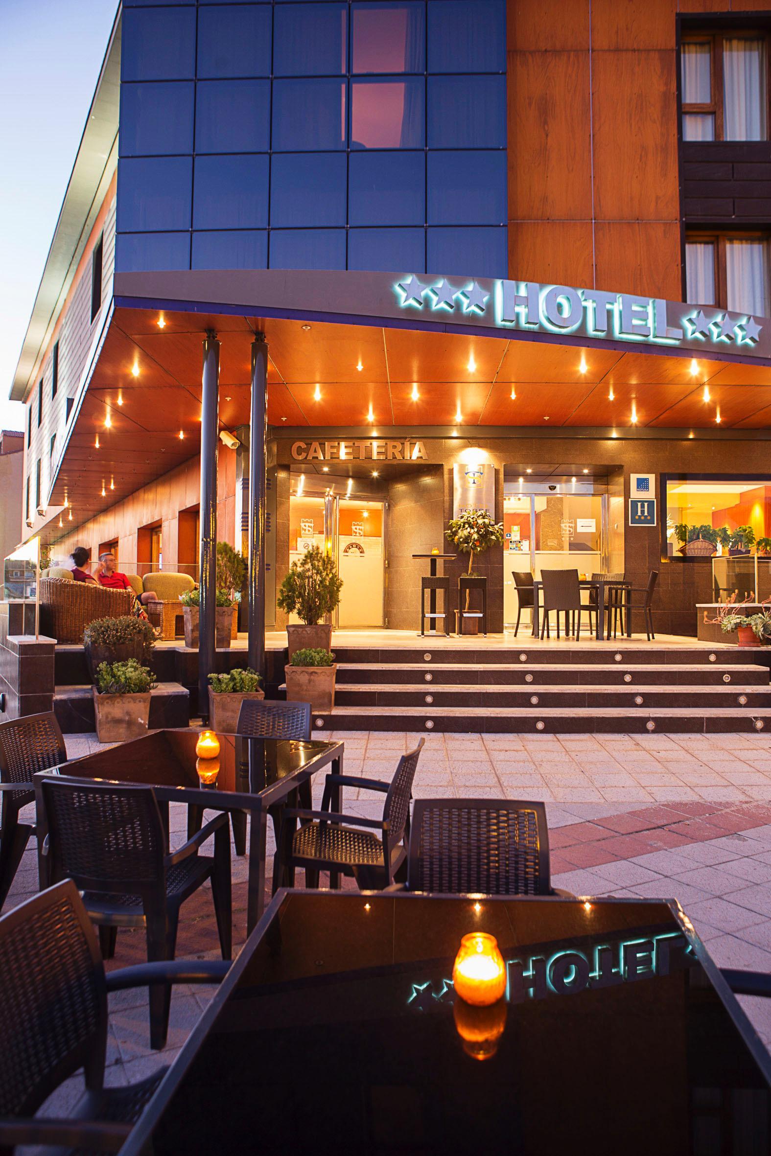 Hotel Torre de Sila Tordesillas Buitenkant foto