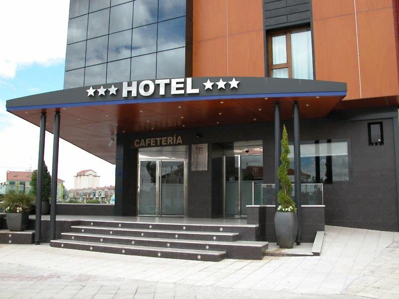 Hotel Torre de Sila Tordesillas Buitenkant foto